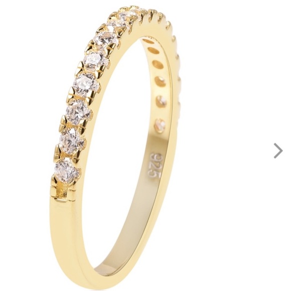 White Moissanite Ring - Picture 4 of 6